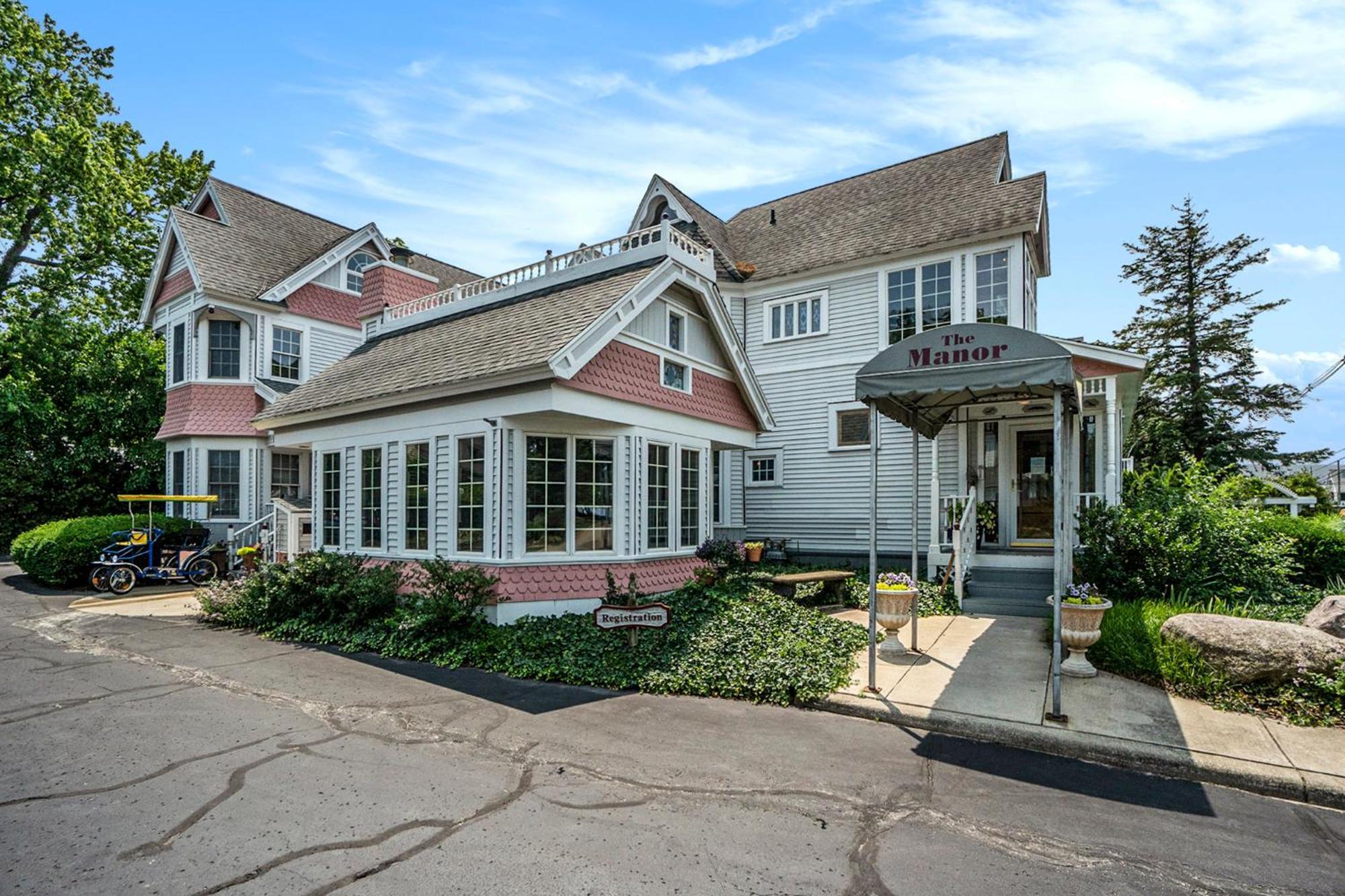 Yelton Manor Bed And Breakfast South Haven Eksteriør billede