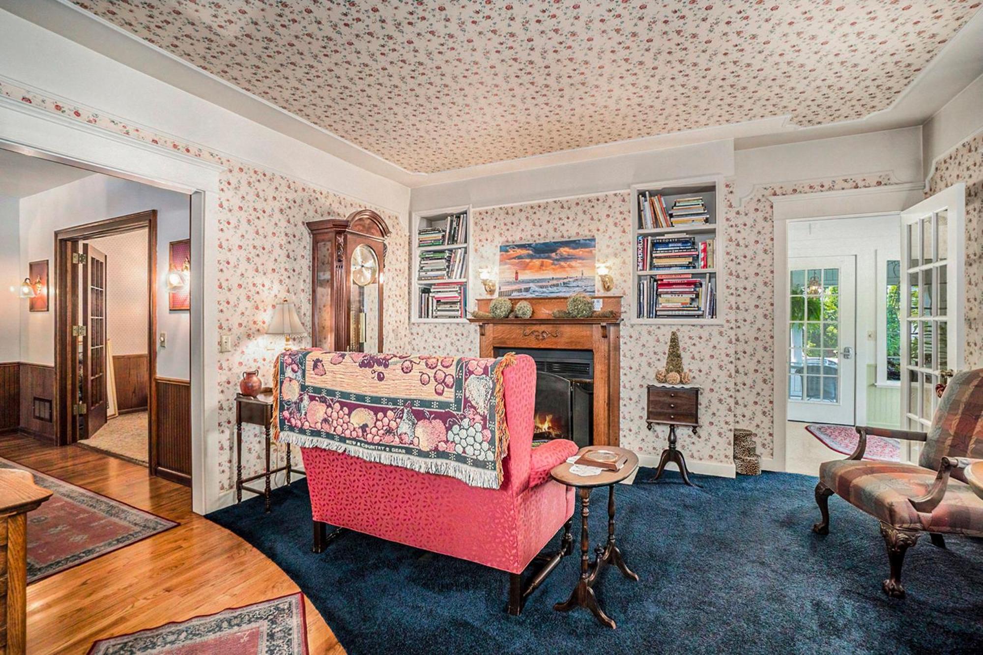 Yelton Manor Bed And Breakfast South Haven Eksteriør billede