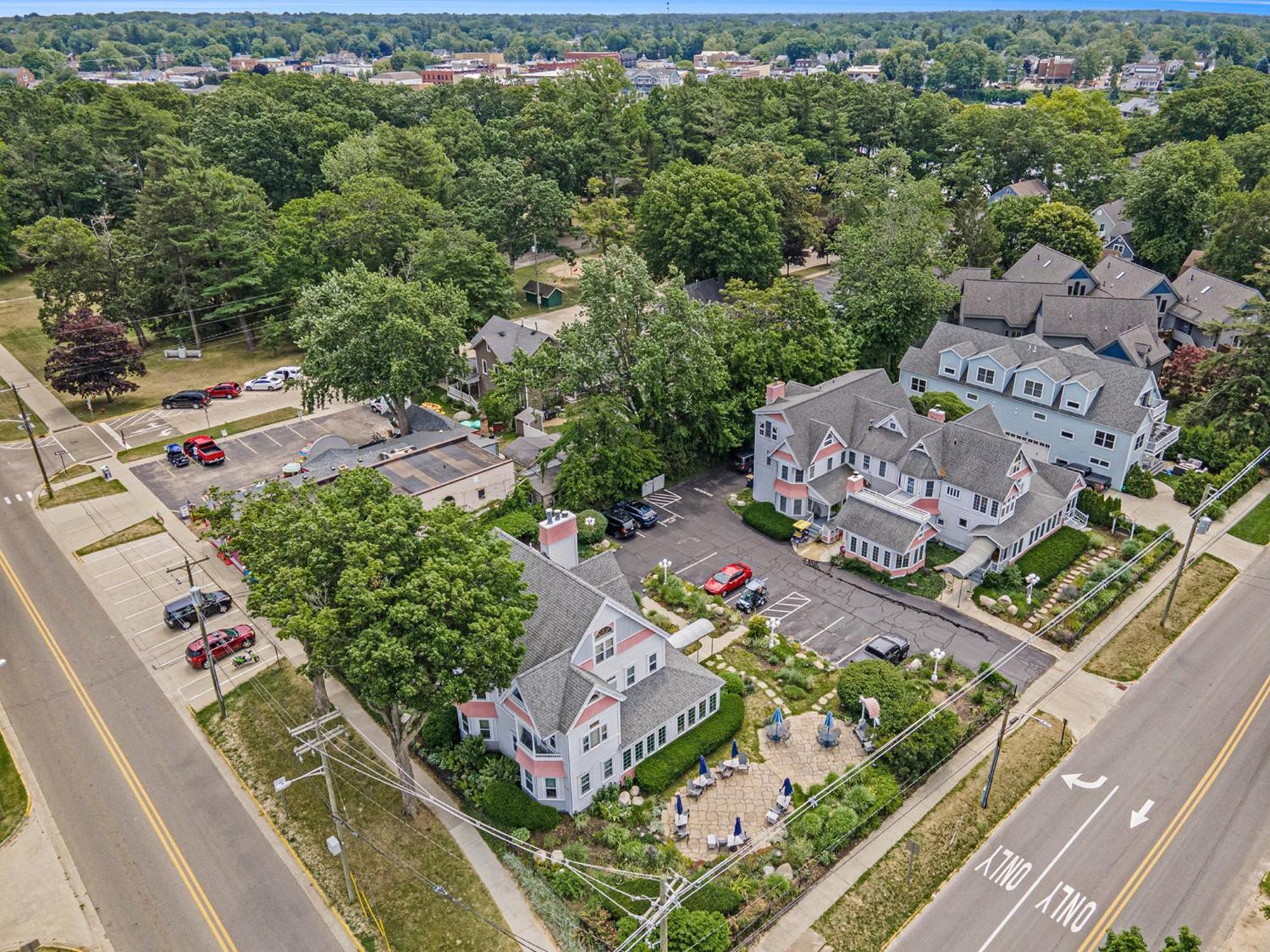 Yelton Manor Bed And Breakfast South Haven Eksteriør billede