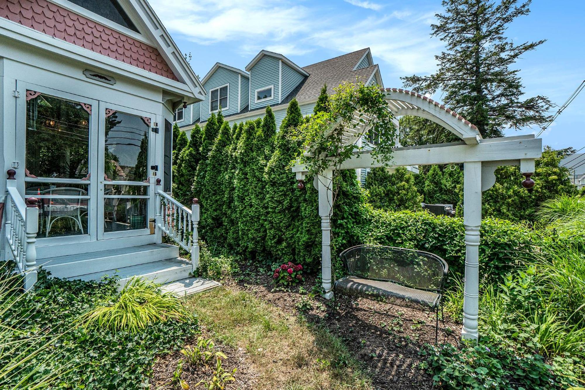 Yelton Manor Bed And Breakfast South Haven Eksteriør billede
